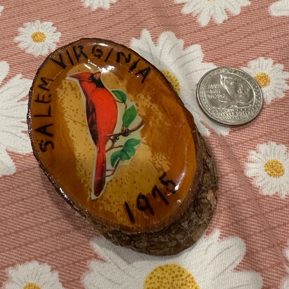 Handcrafted 1975 wood slice bird pin